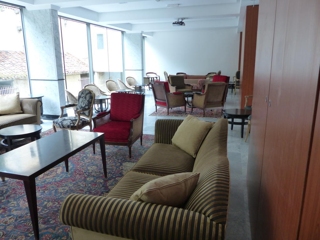 Ibis Centre